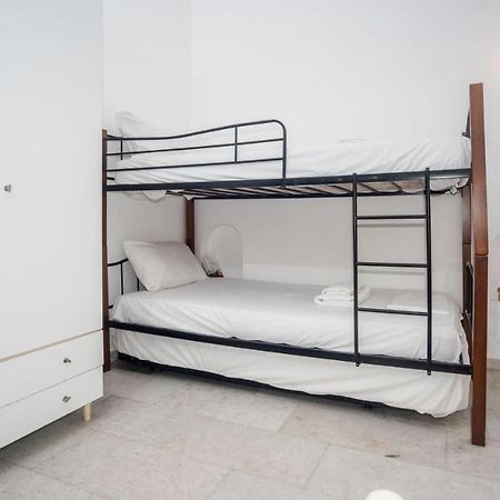 Depis Apartments & Suites Naxos City Екстериор снимка
