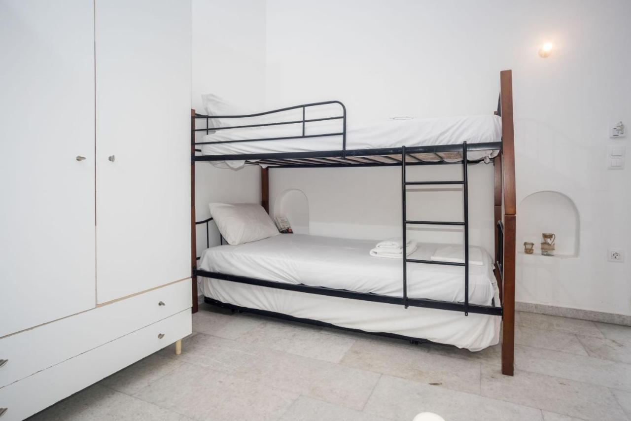 Depis Apartments & Suites Naxos City Екстериор снимка