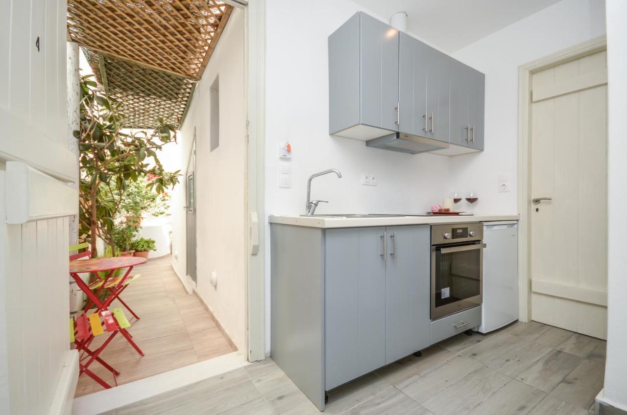 Depis Apartments & Suites Naxos City Екстериор снимка