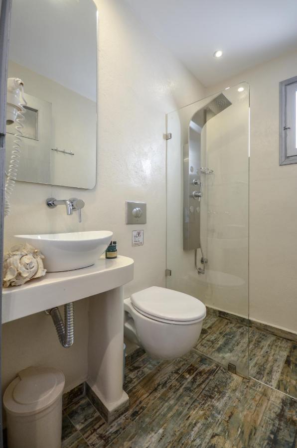Depis Apartments & Suites Naxos City Екстериор снимка